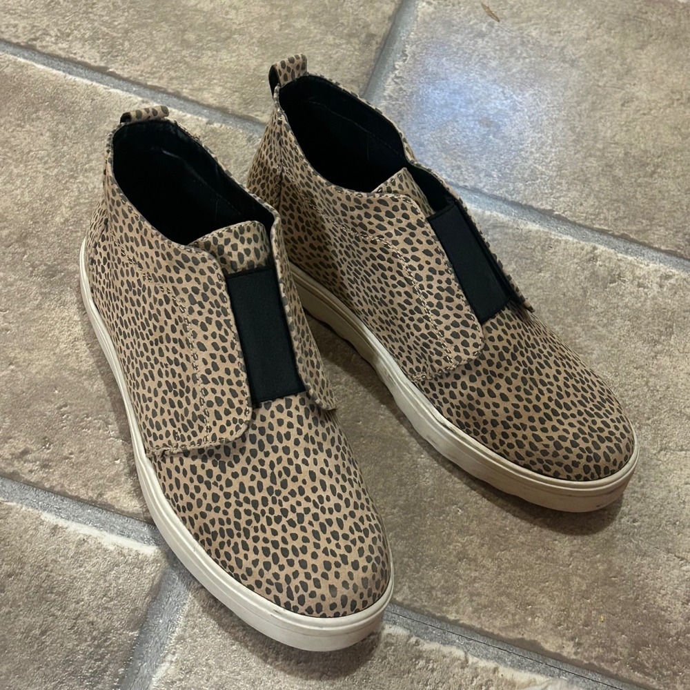 Universal Thread Womens Leopard Print Slip On Platform Sneakers Tan Black 8.5